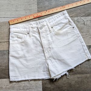 LUCKY Brand Los Angeles White Jean Shorts Like New Size 6 White label